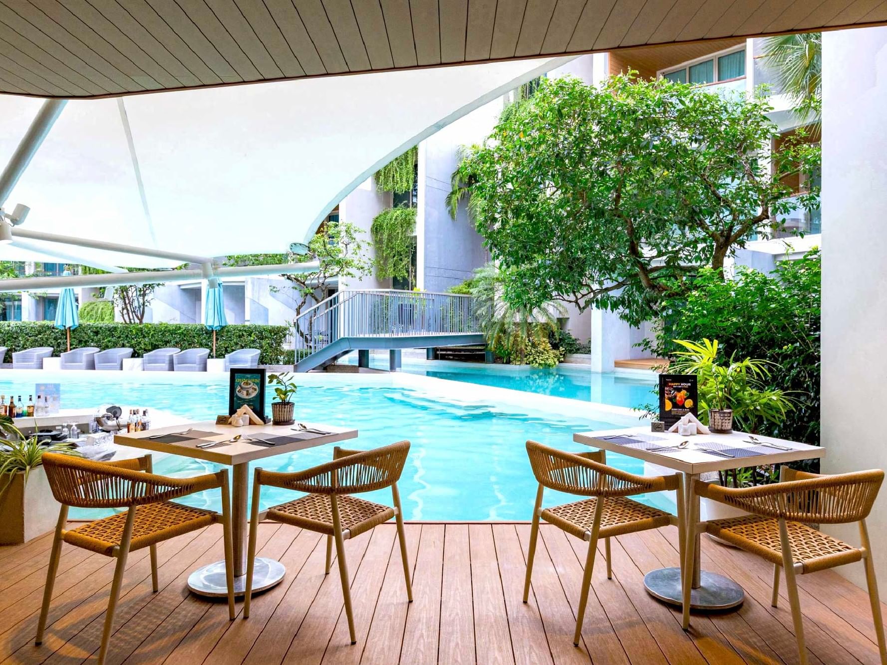 Nai Harn beach restaurants