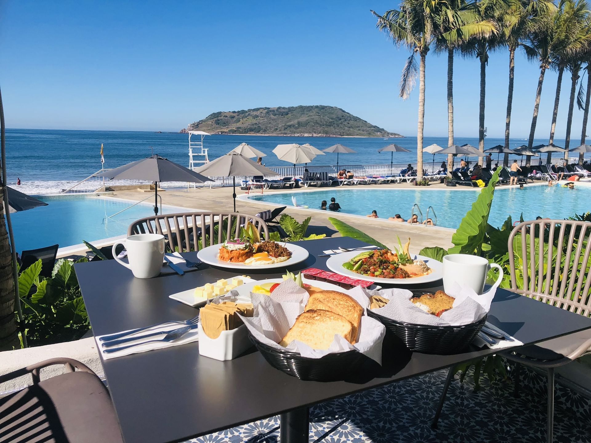 Breakfast arranged in pool snack bar at Viaggio Resort Mazatlan