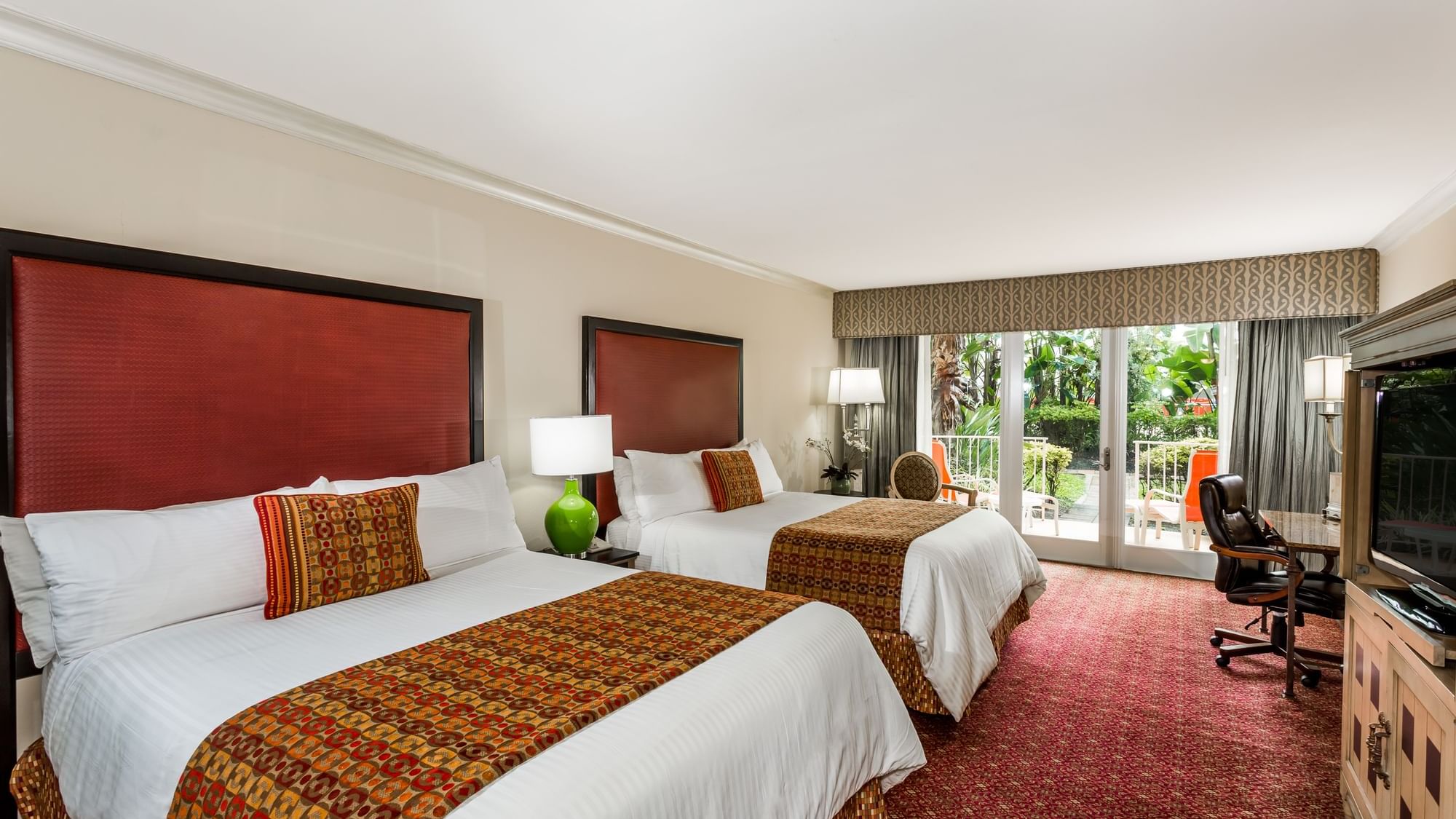 2 Queen Bed, Deluxe w Patio or Balcony Safety Harbor Resort & Spa