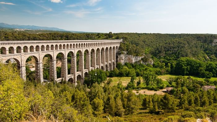 Long shot of Roquefavour Aqueduct near Originals Hotels