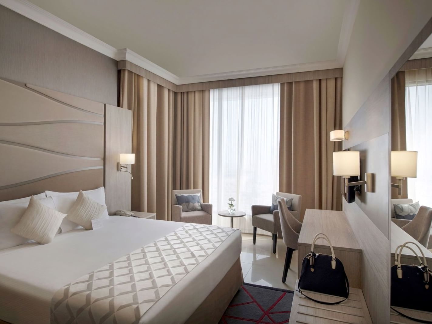 أجنحة فندقية 4 نجوم في دبي تو سيزنز فندق وشقق فندقية