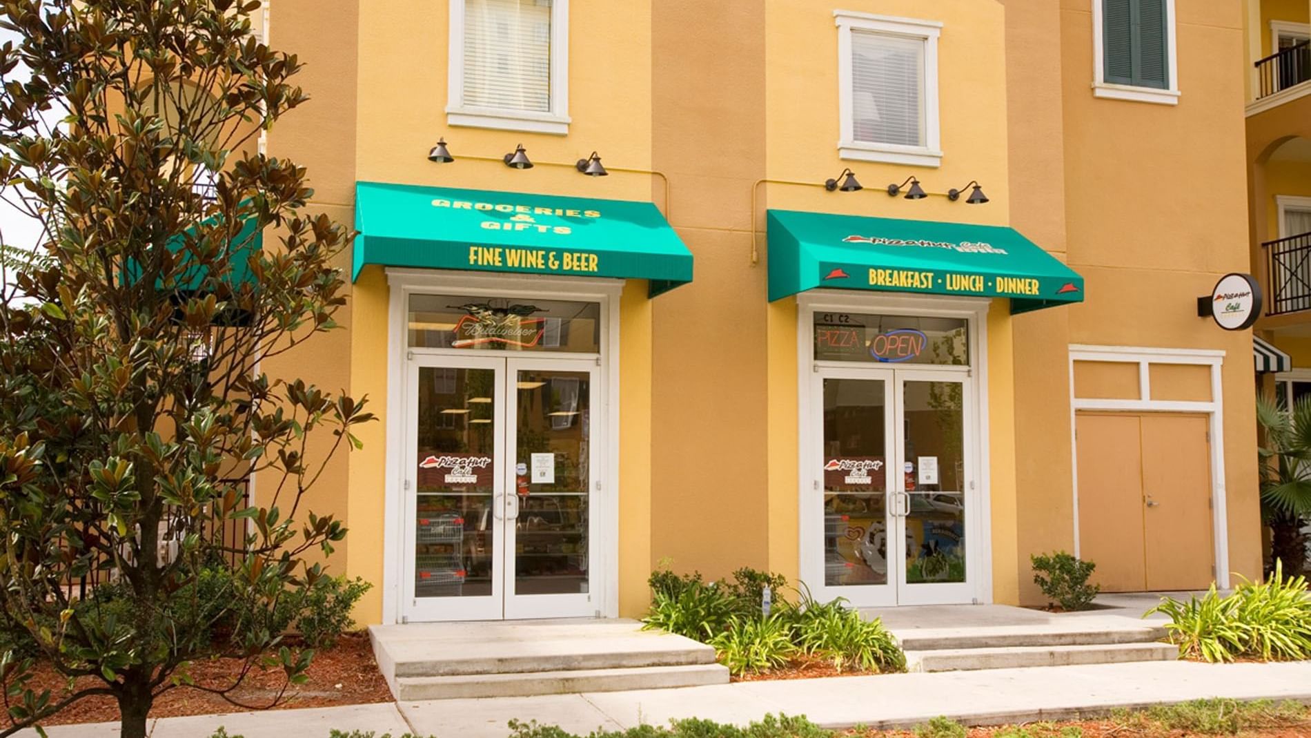 Entrance of Pizza Hut Express at Lake Buena Vista Resort Village and Spa