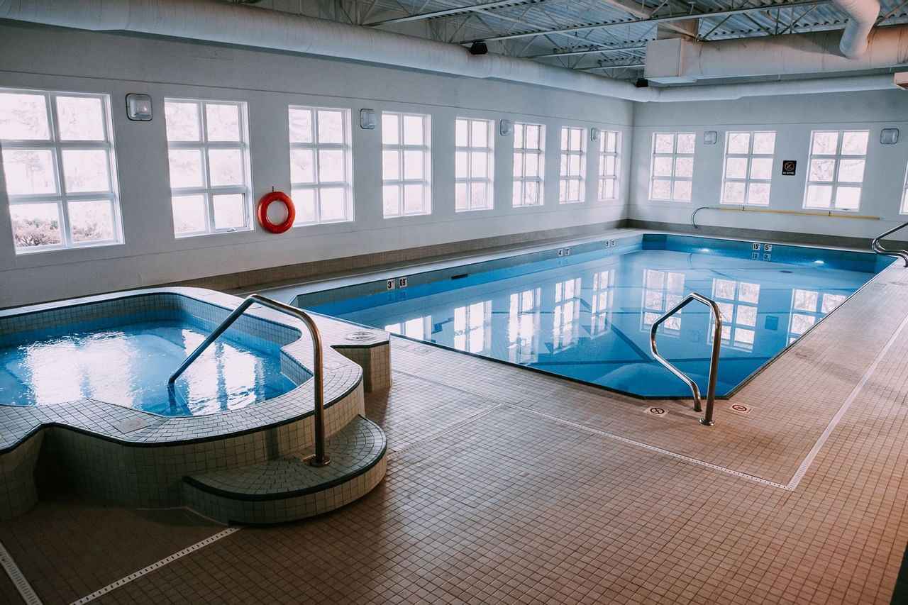 Coast Canmore Hotel Pool & Hot Tub