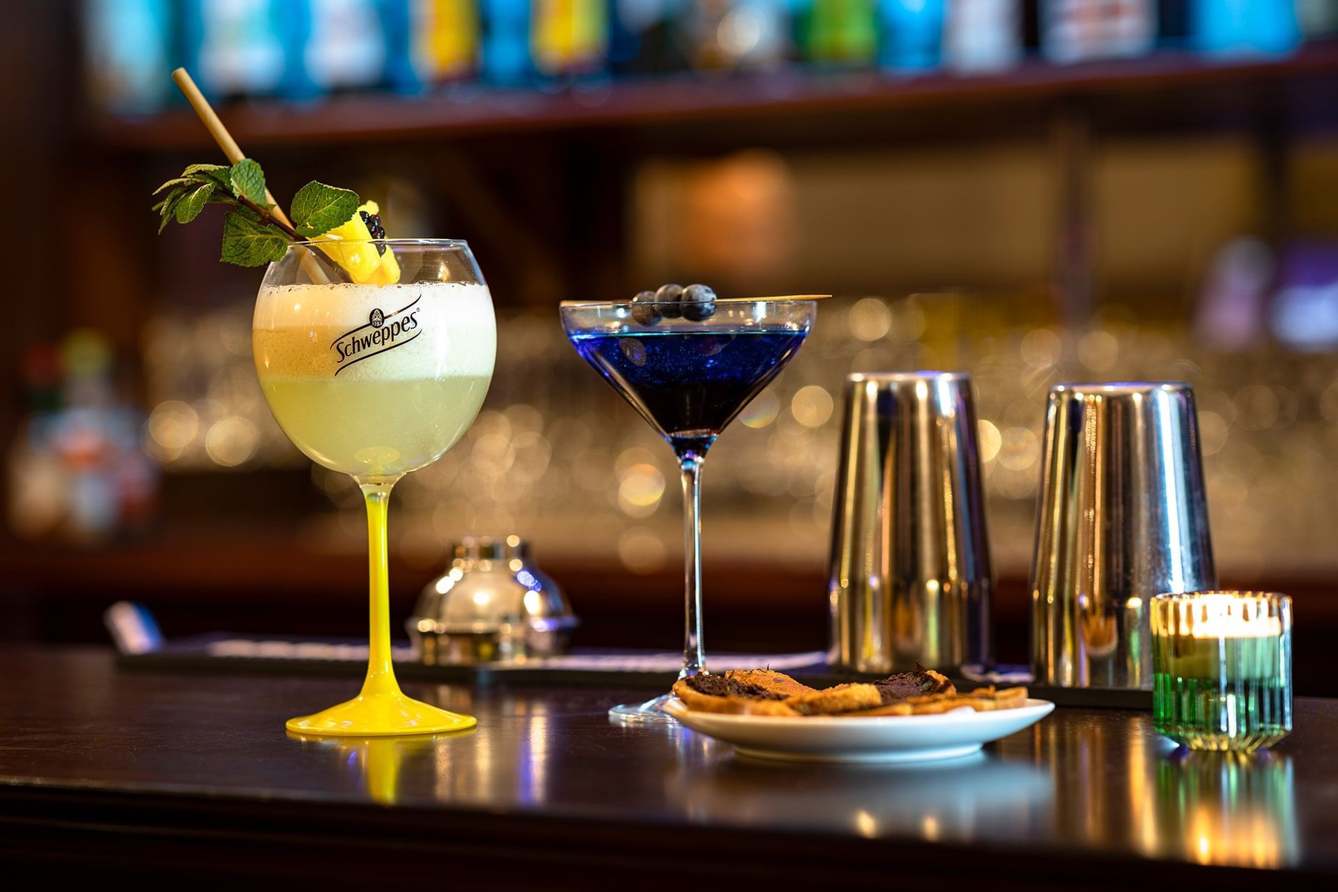 Gros plan sur des cocktails à l'Oceania Le Métropole Montpellier