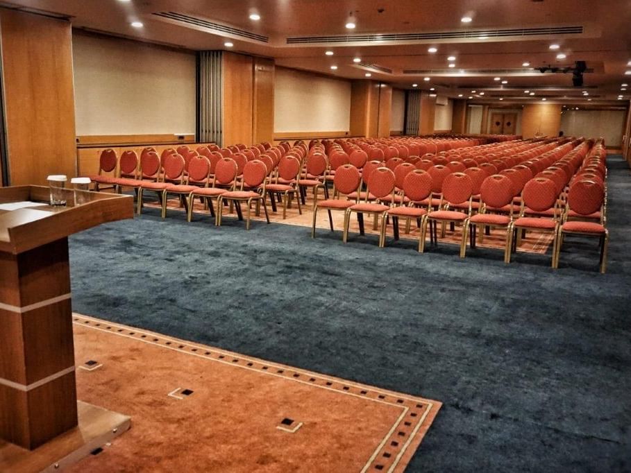 Eresin Hotels Topkapi: We cater to all your needs with meeting and event rooms of various sizes.
