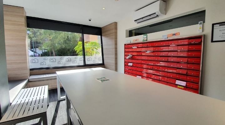Student Living On Campus, student accommodation in Parkville — photo 4