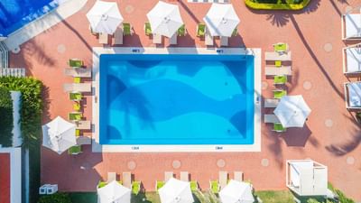Square-Pool-01