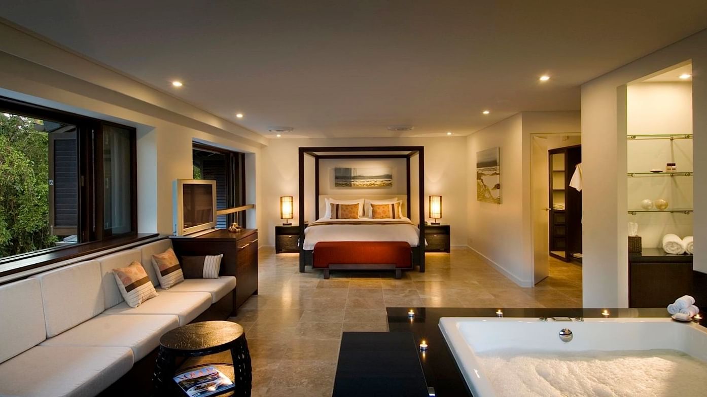 Bedroom at Pullman Port Douglas sea temple resort and spa