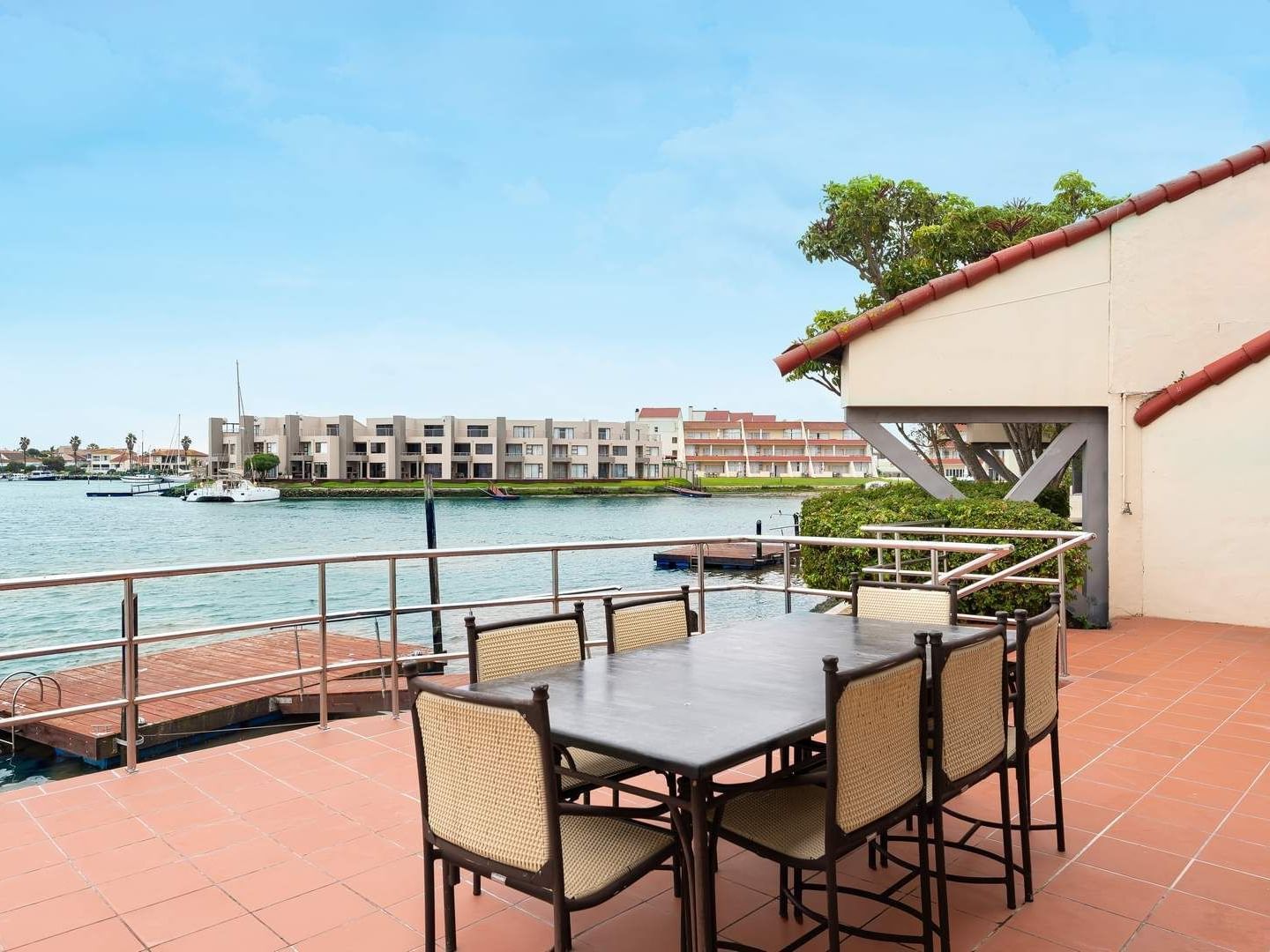 2Bedroom Superior Chalet Port Owen Marina