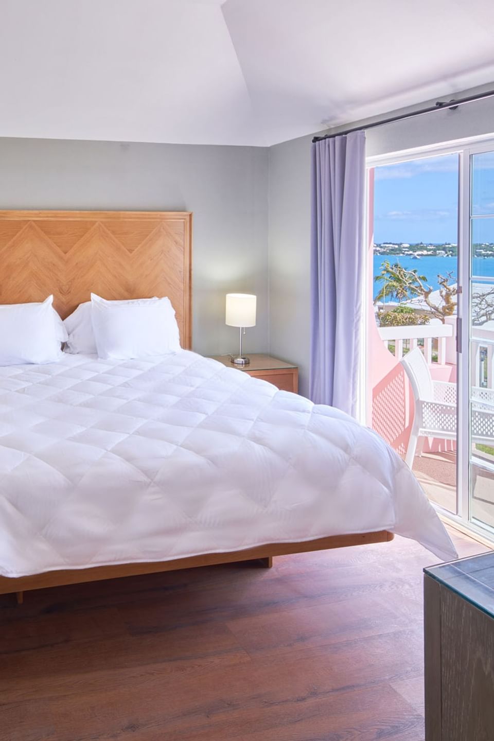 Comfy bed, Poolside Bermuda Cottage, St George's Club Bermuda