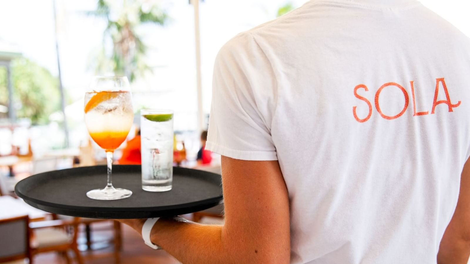 Novotel Sunshine Coast Resort Sola Bar