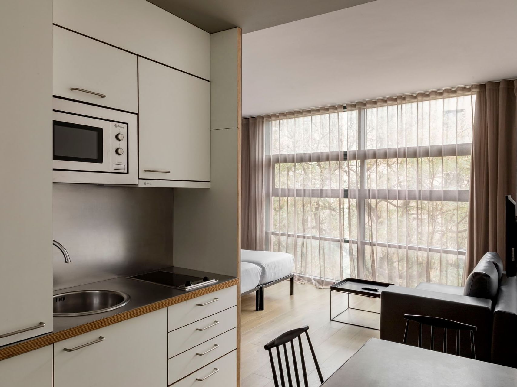 Kitchenette of superior room at Barcelona Apartments