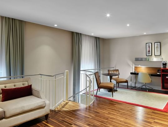 Work desk by the living room in Gendarmenmarkt Duplex Suite at Titanic Gendarmenmarkt Berlin