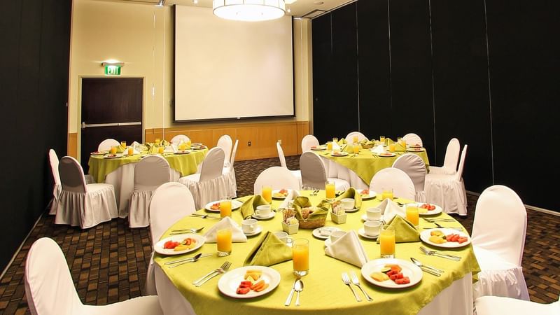 Banquet table set up in meeting room at FI Coatzacoalcos 