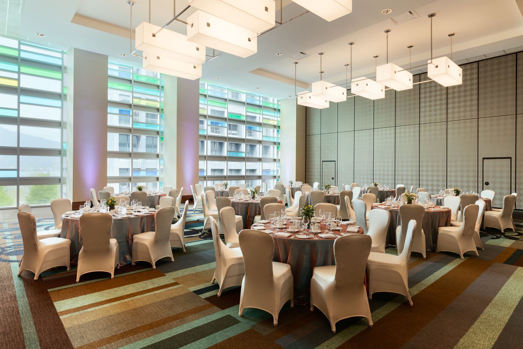 Coast Coal Harbour Vancouver Hotel - Meetings - Coal Harbour A Dinner Setup
