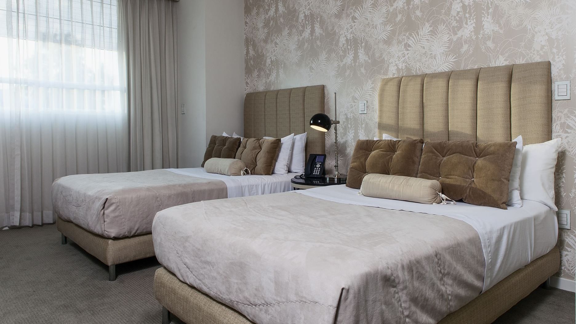 Interior of Superior double room at Gamma Morelia Beló