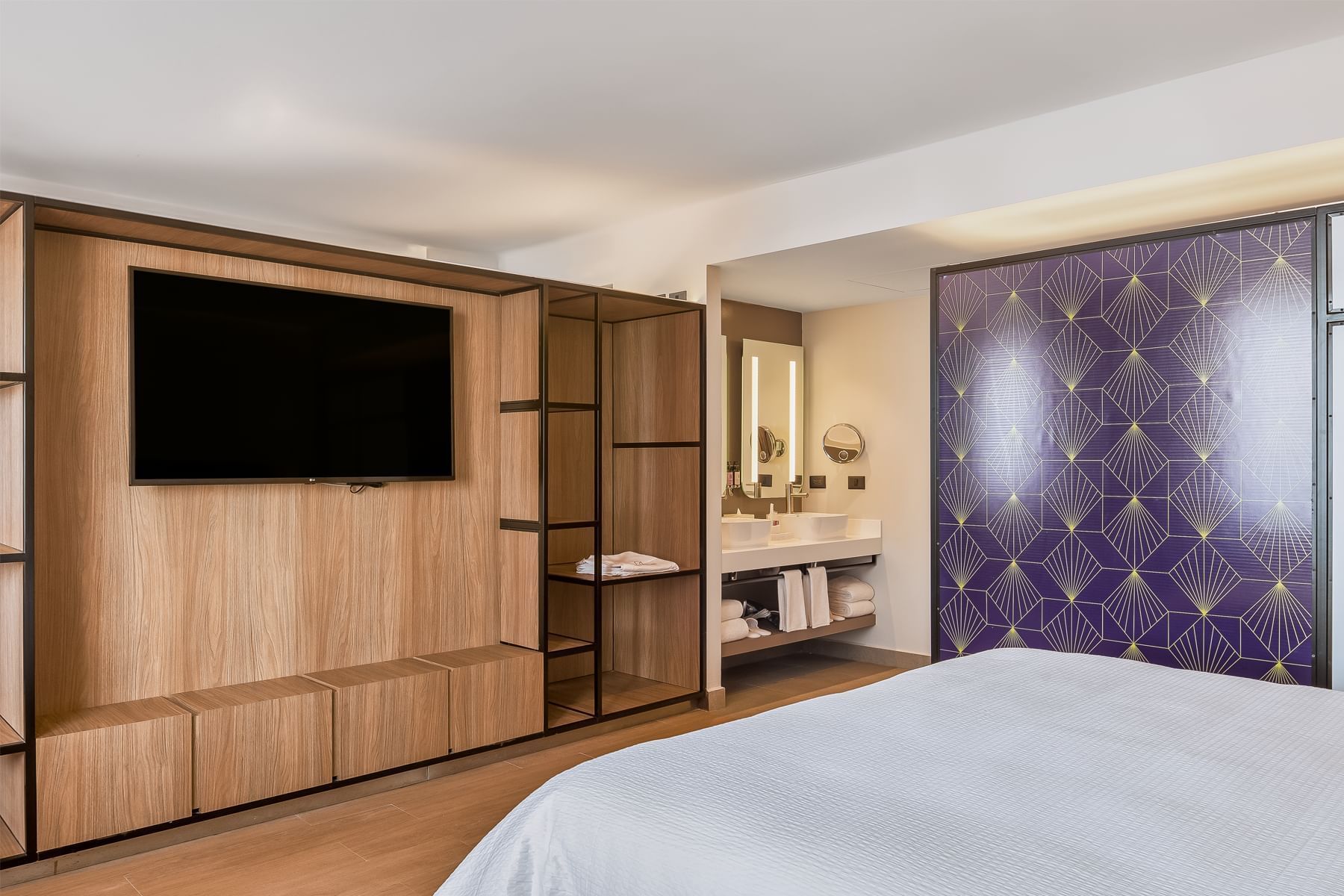 AMPLIAS HABITACIONES