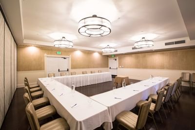 U-shape meeting space set up at Horton Grand Hotel