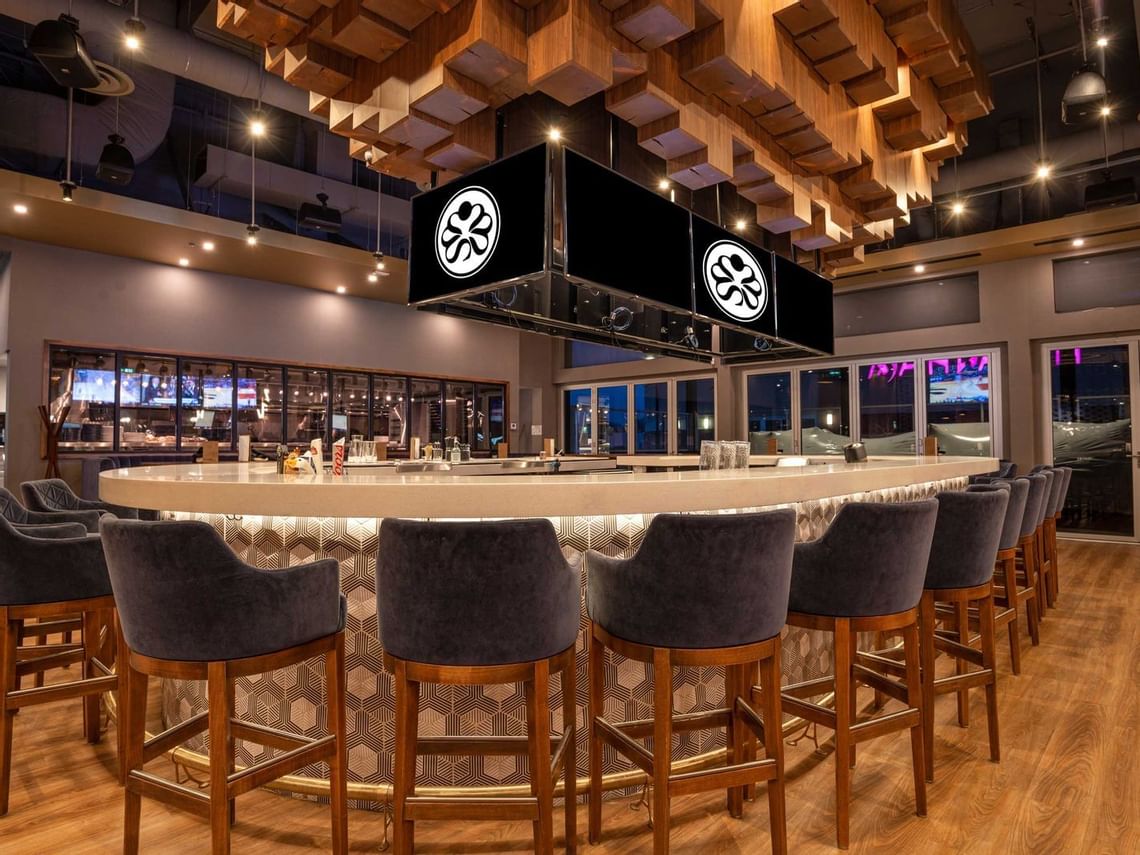 Chop Steakhouse & Bar Sandman Signature Ottawa Airport