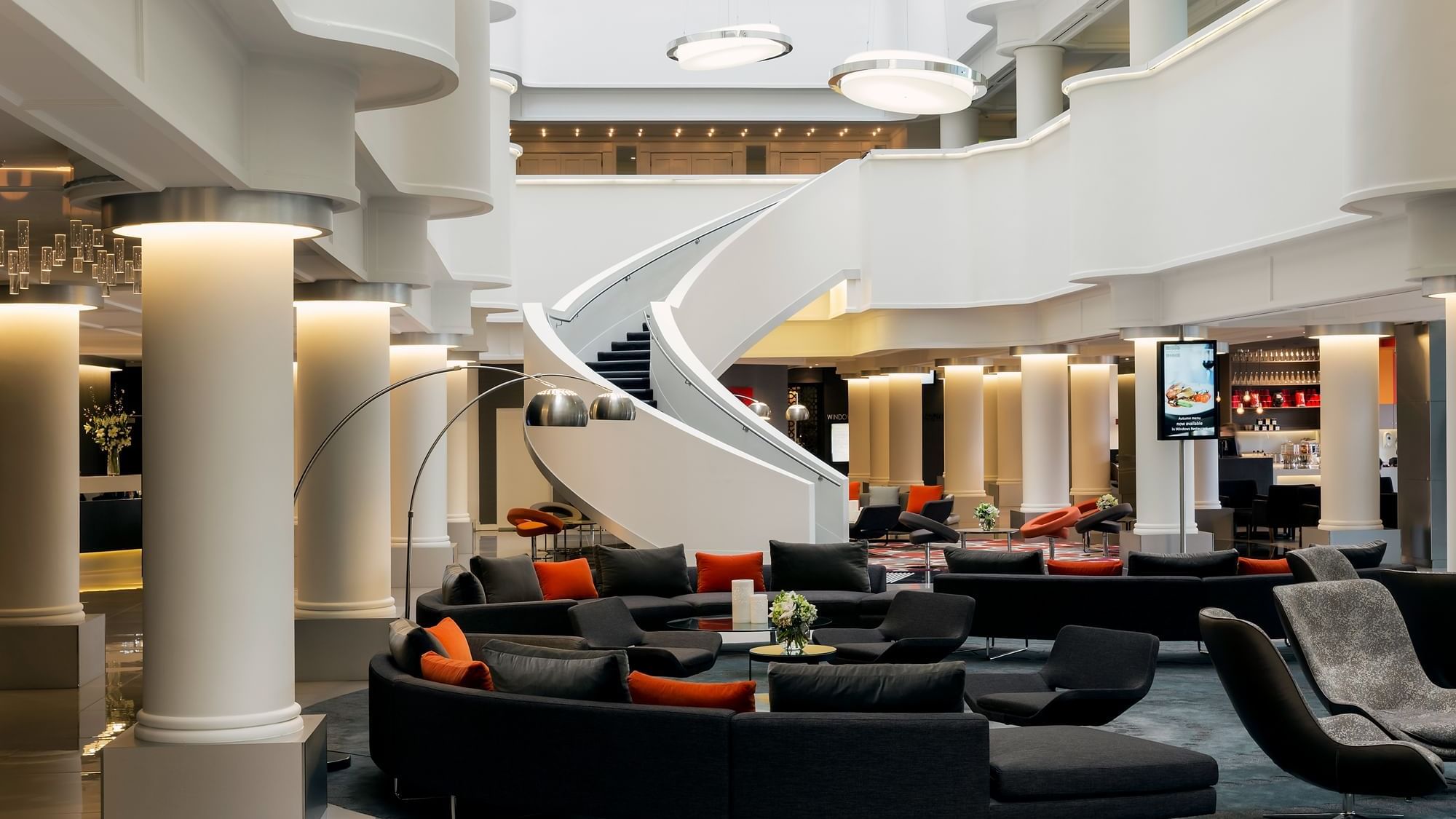 Pullman and Mercure Melbourne Albert Park Hotel