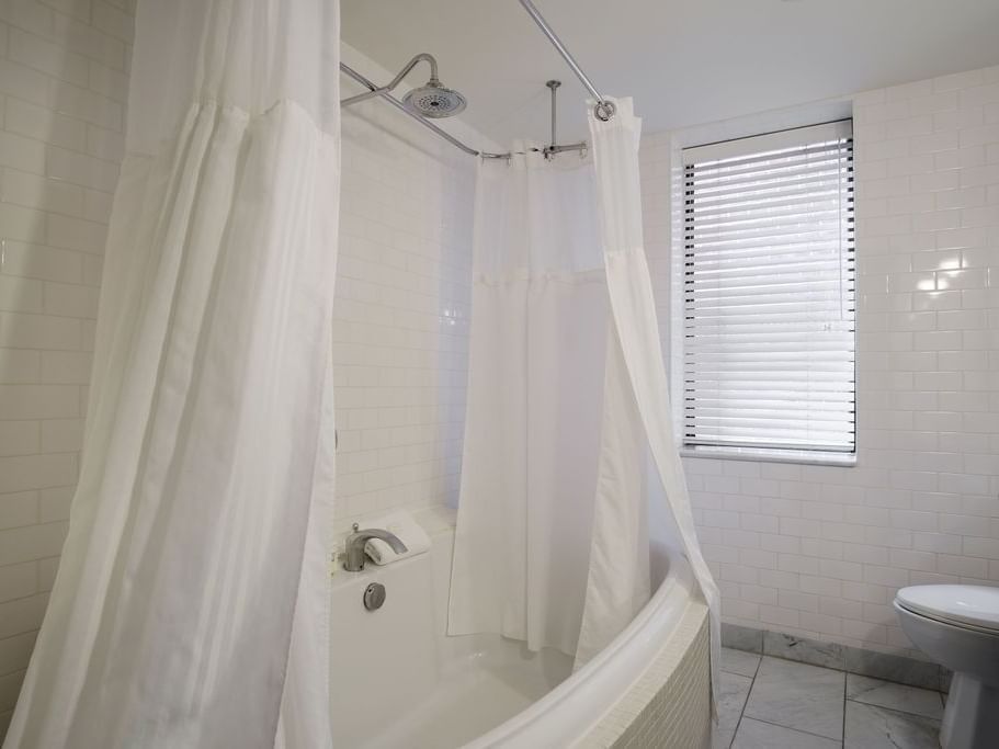 Roman Tub