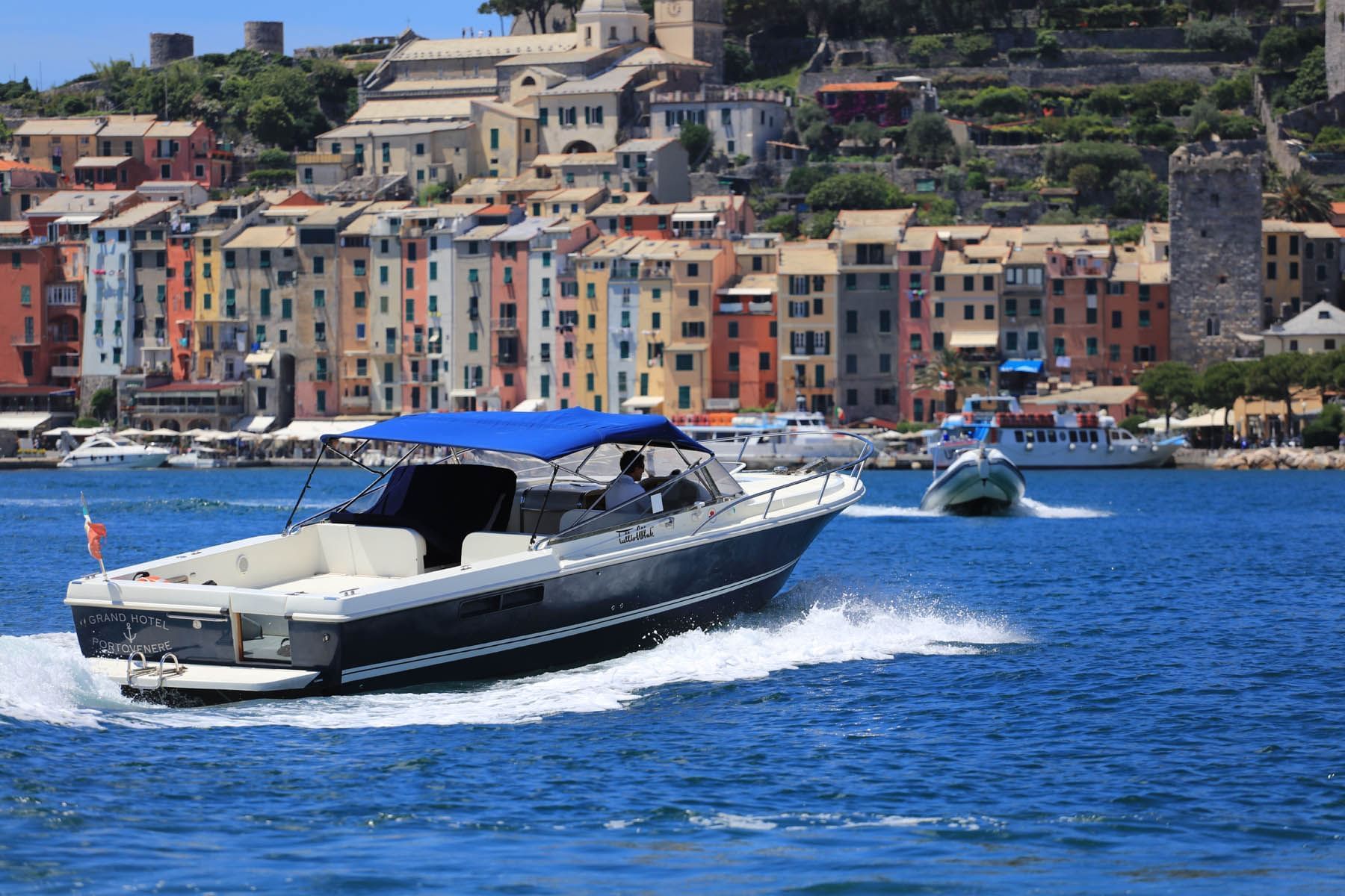 Motor boat service-Grand Hotel Portovenere