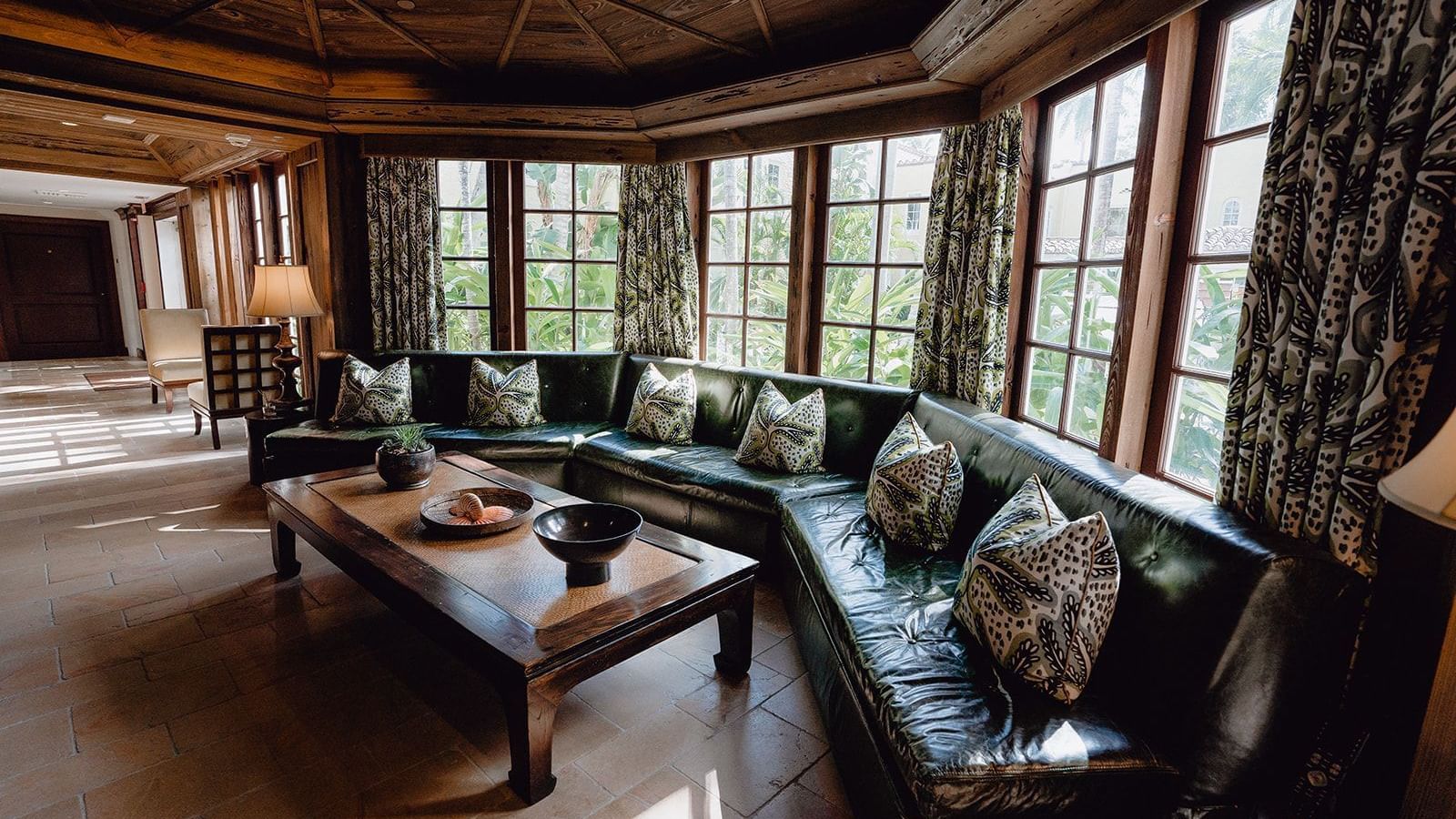 Television Loggia room with sofa at Brazilian Court