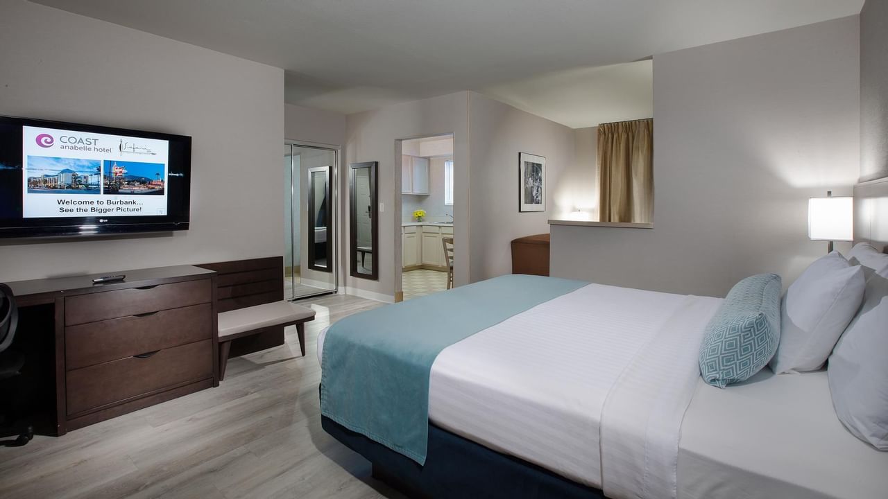 Coast Premium King Mini Suite