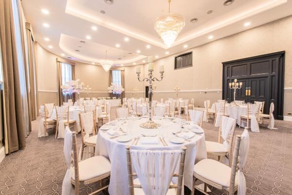 The ballroom at Villiers Hotel a perfect wedding venue 