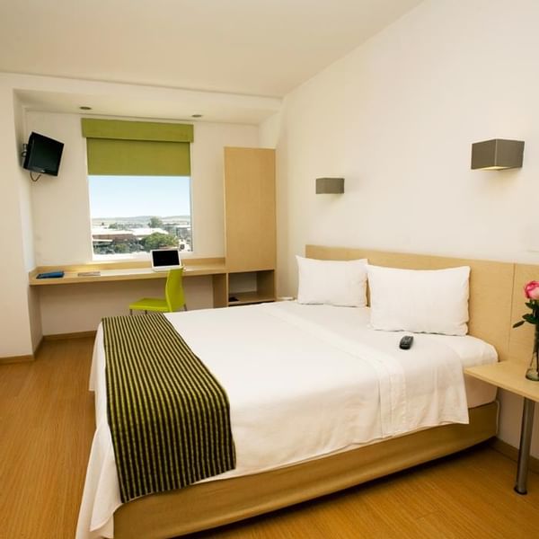 Superior Queen Room with open Windows at One Hotels