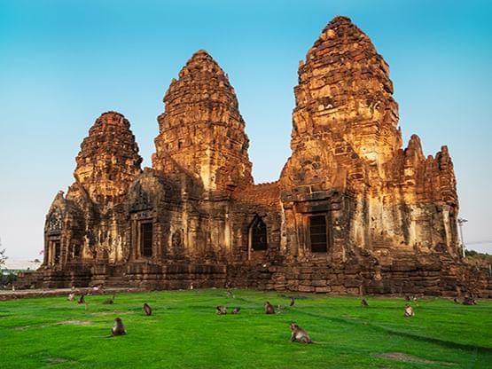 Exterior view of Phra Prang Sam Yot near Hop Inn Hotel