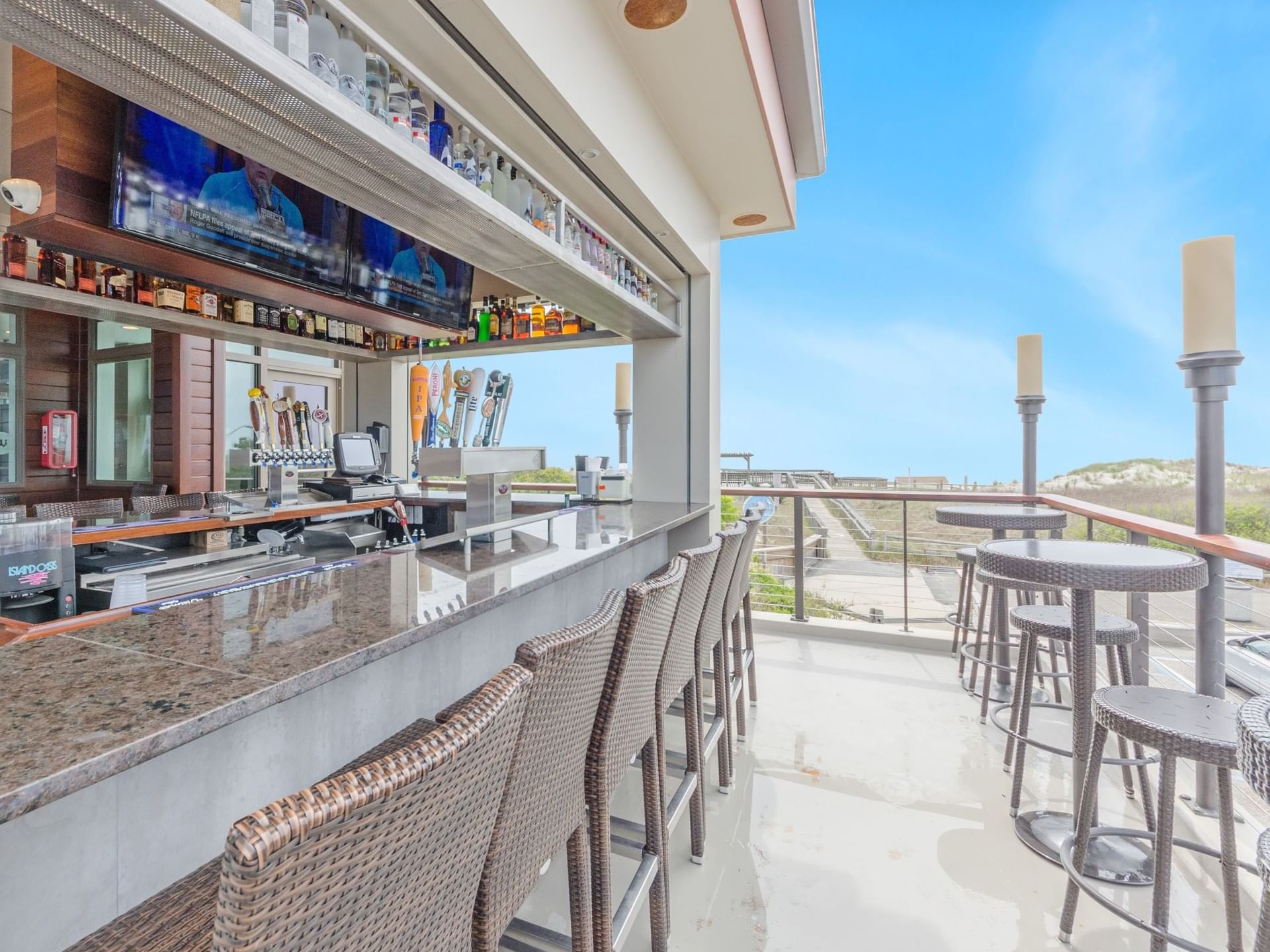 Outdoor Tiki bar at ICONA Hotel Windrift