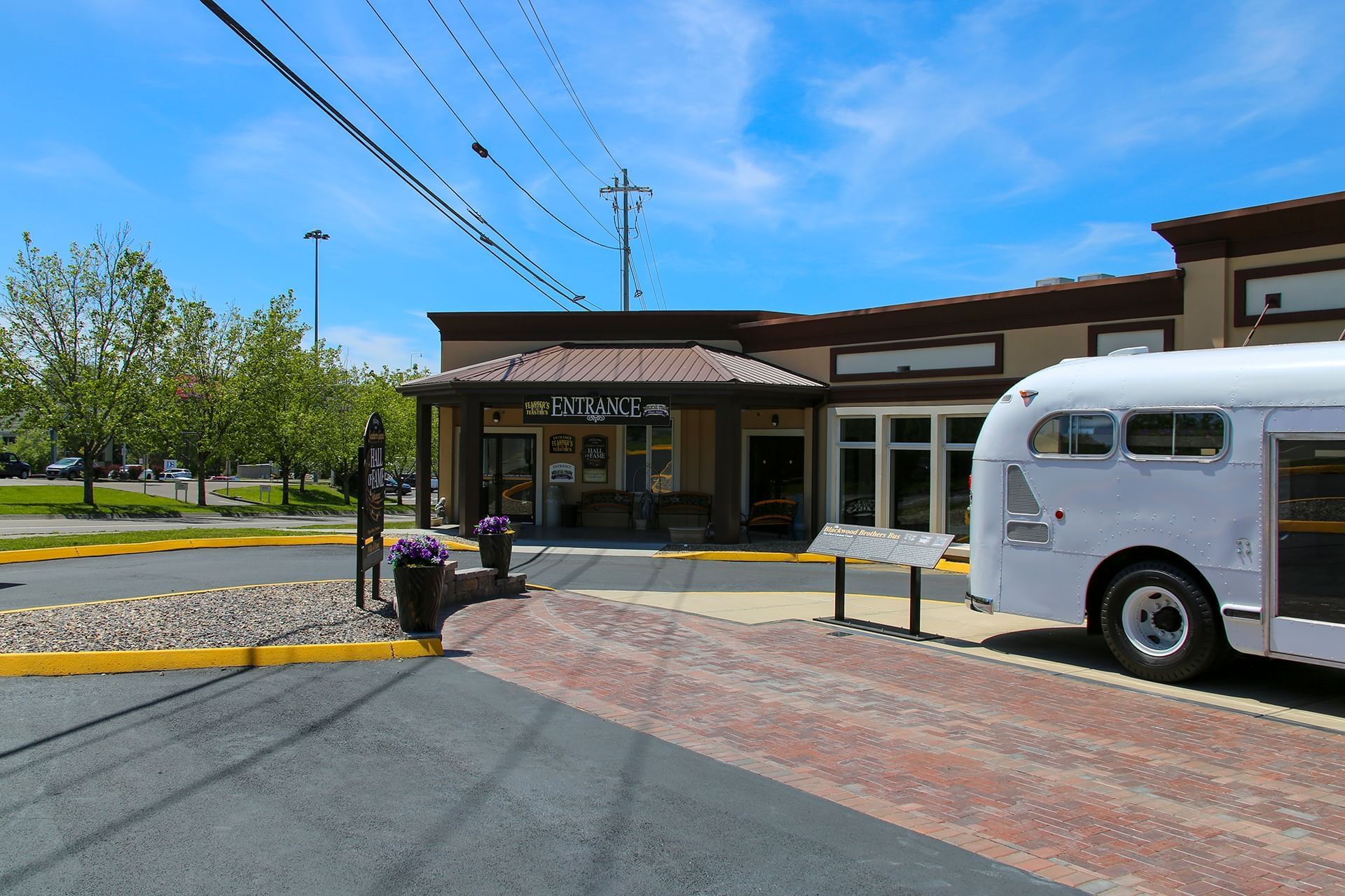 Grand Smokies Theme-Plex | Attractions near Music Road Resort