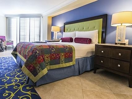 Perla King Room with one bed at Princess Mundo Imperial