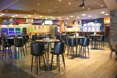 Arranged dining area at Stoney Nakoda Resort & Casino