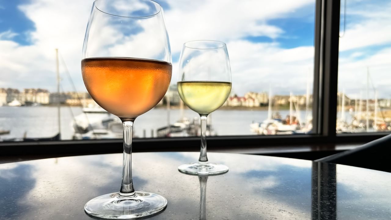 Blue Crab filled wine glasses