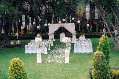 Wedding ceremony in the beautiful lawn at Paradox Resort Phuket