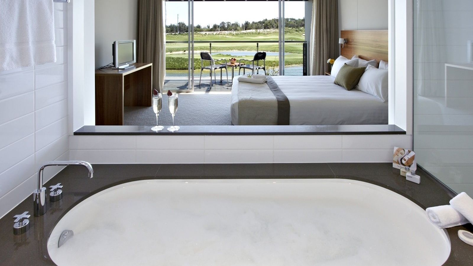 Bedroom with a out door view at Pullman Magenta Shores