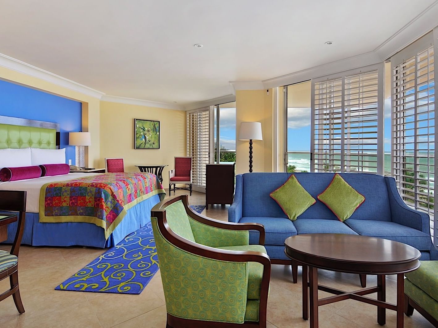 Perla Junior Suite lounging area at at Princess Mundo Imperial