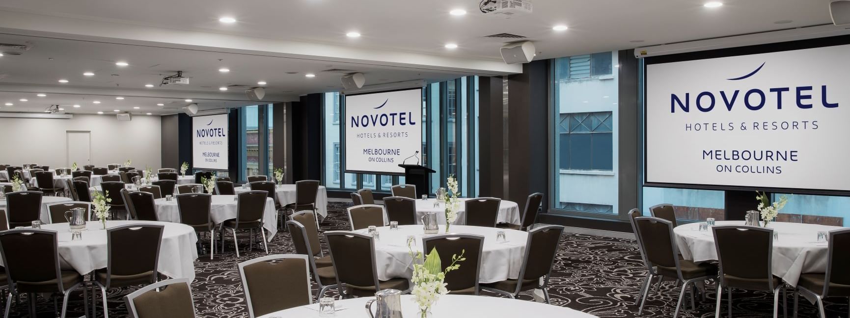 Close up on banquet table for event at Novotel Melbourne