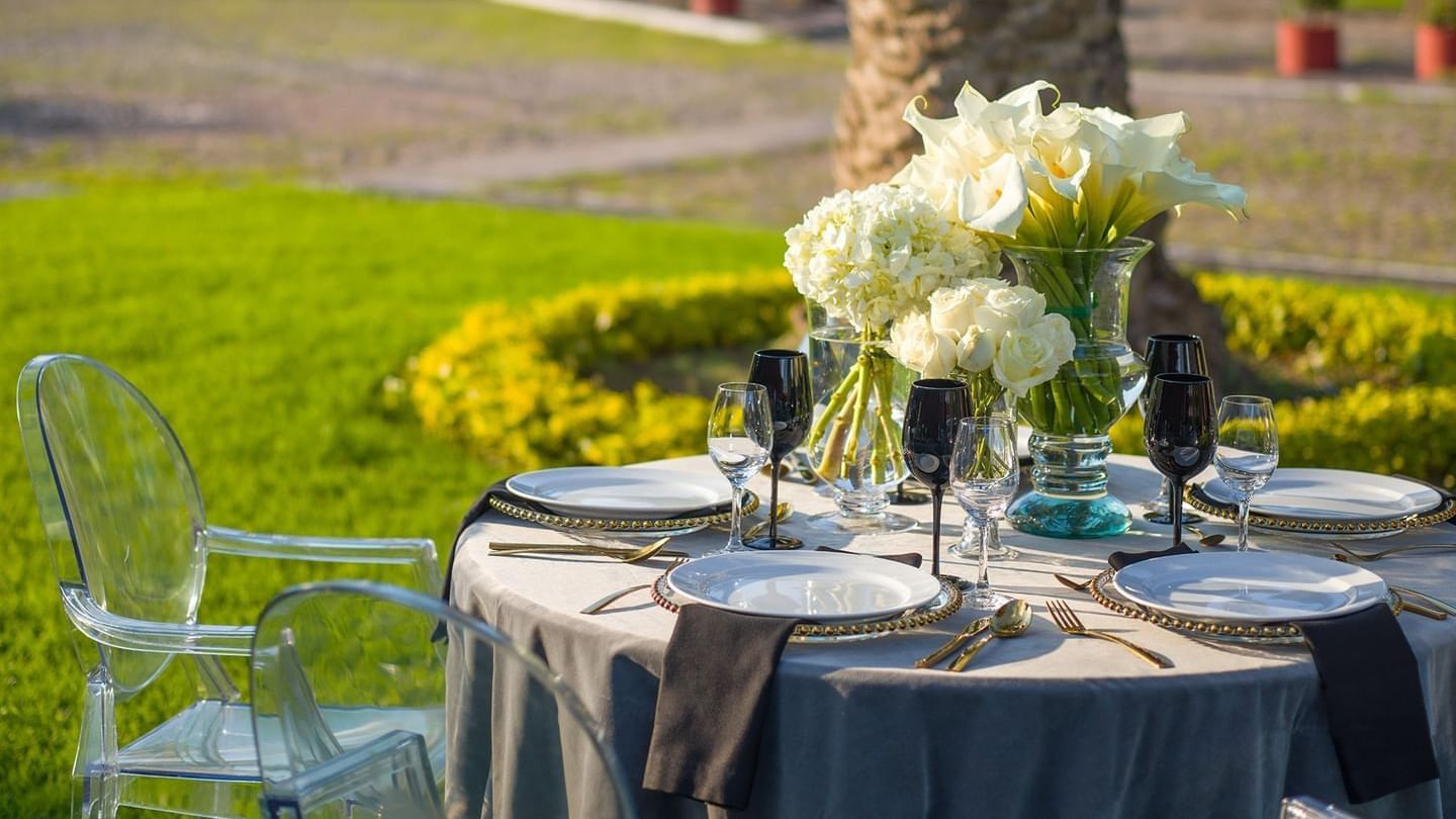 Outdoor dining area in La Glorieta at FA Hacienda Galindo