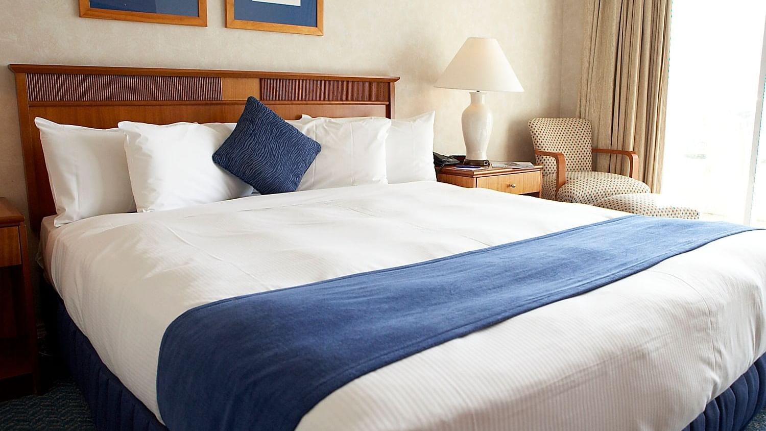 HotelRooms_Page_Image_1_350af0