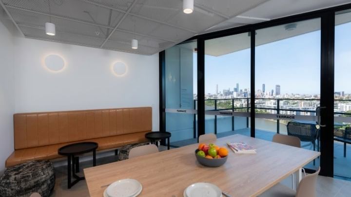 UniLodge Toowong - Common Level Kitchen