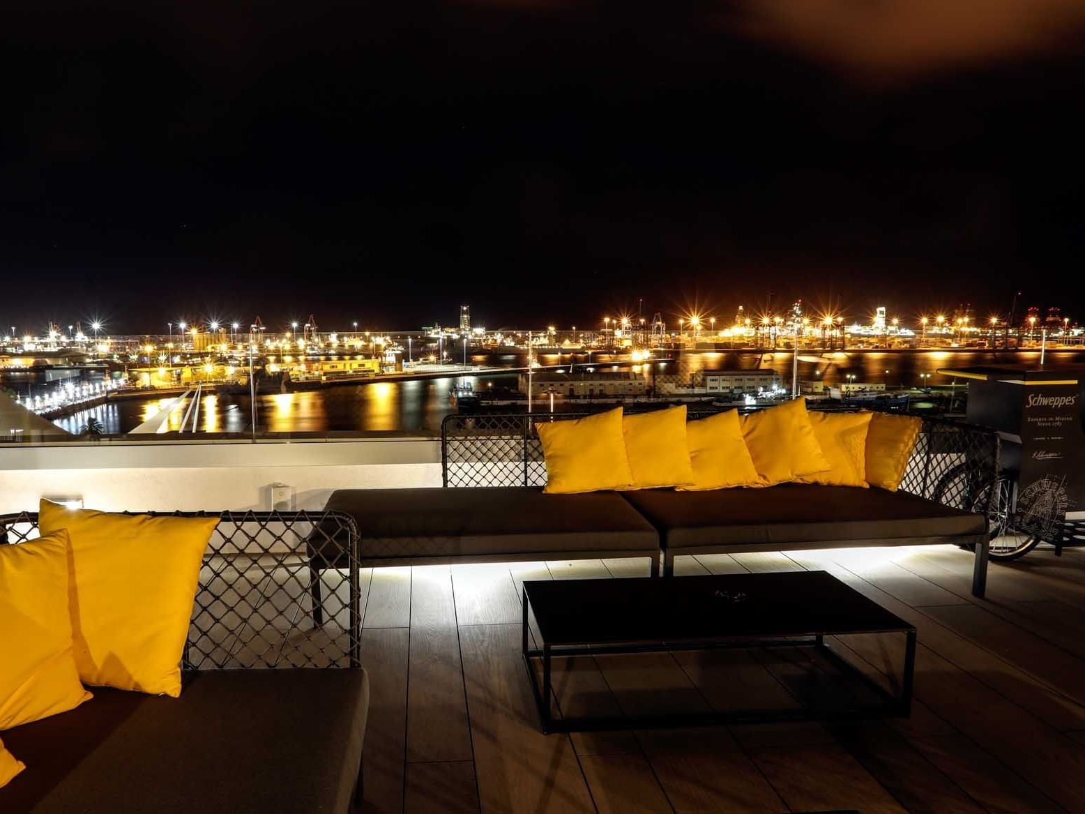 rooftop en hotel Design Plus Bex