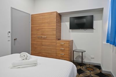 Two Bedroom Apartment in The Gladstone Central Hotel