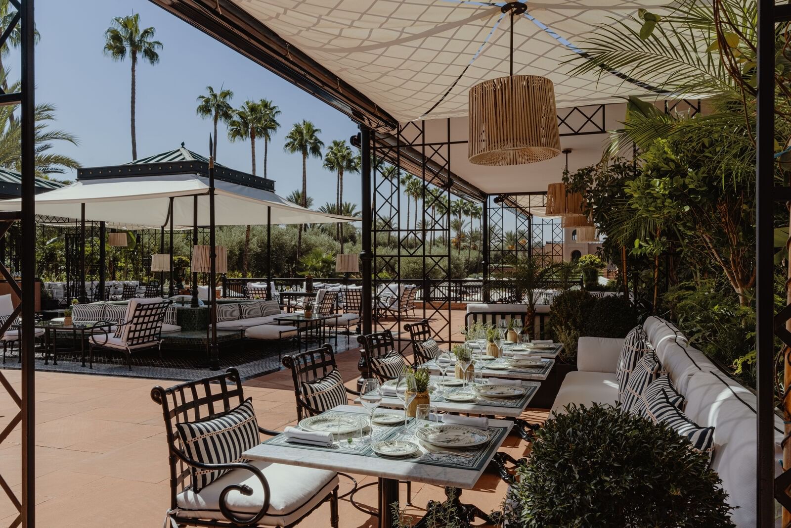 Terrasse à ciel ouvert de La Terrasse, déjeuner et dîner en terrasse à Marrakech