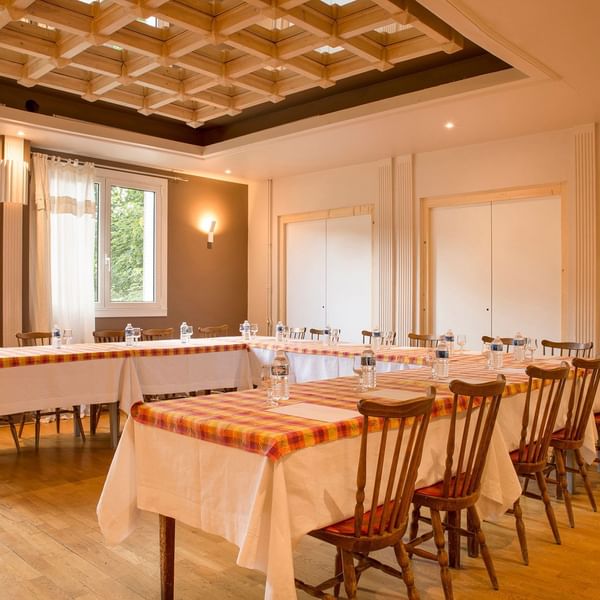 Table arrangement in a Meeting Room at The Originals Hotels