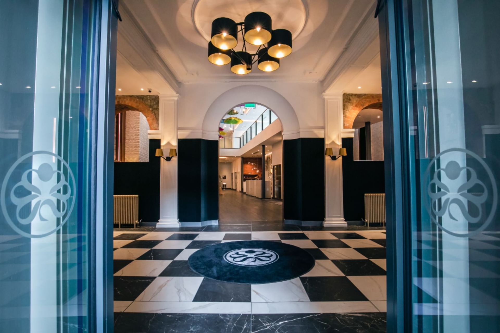 The entrance at Sandman Signature Aberdeen Hotel