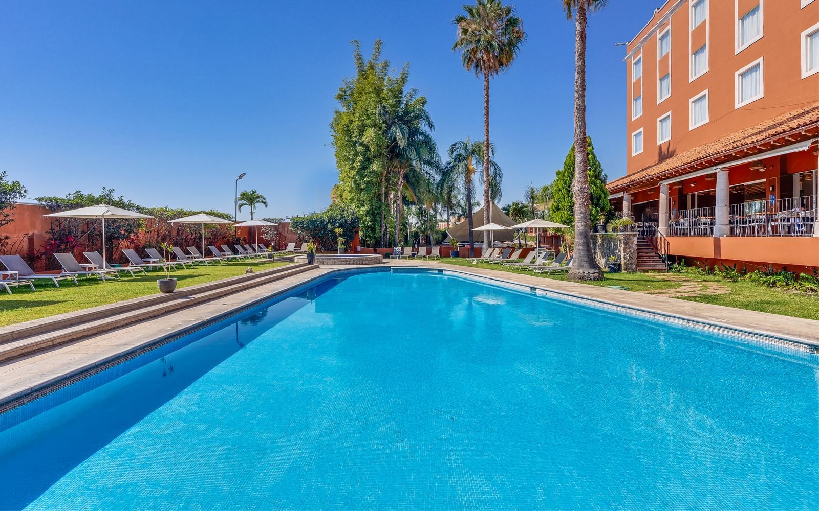 DISFRUTA TU ESTANCIA AL MÁXIMO