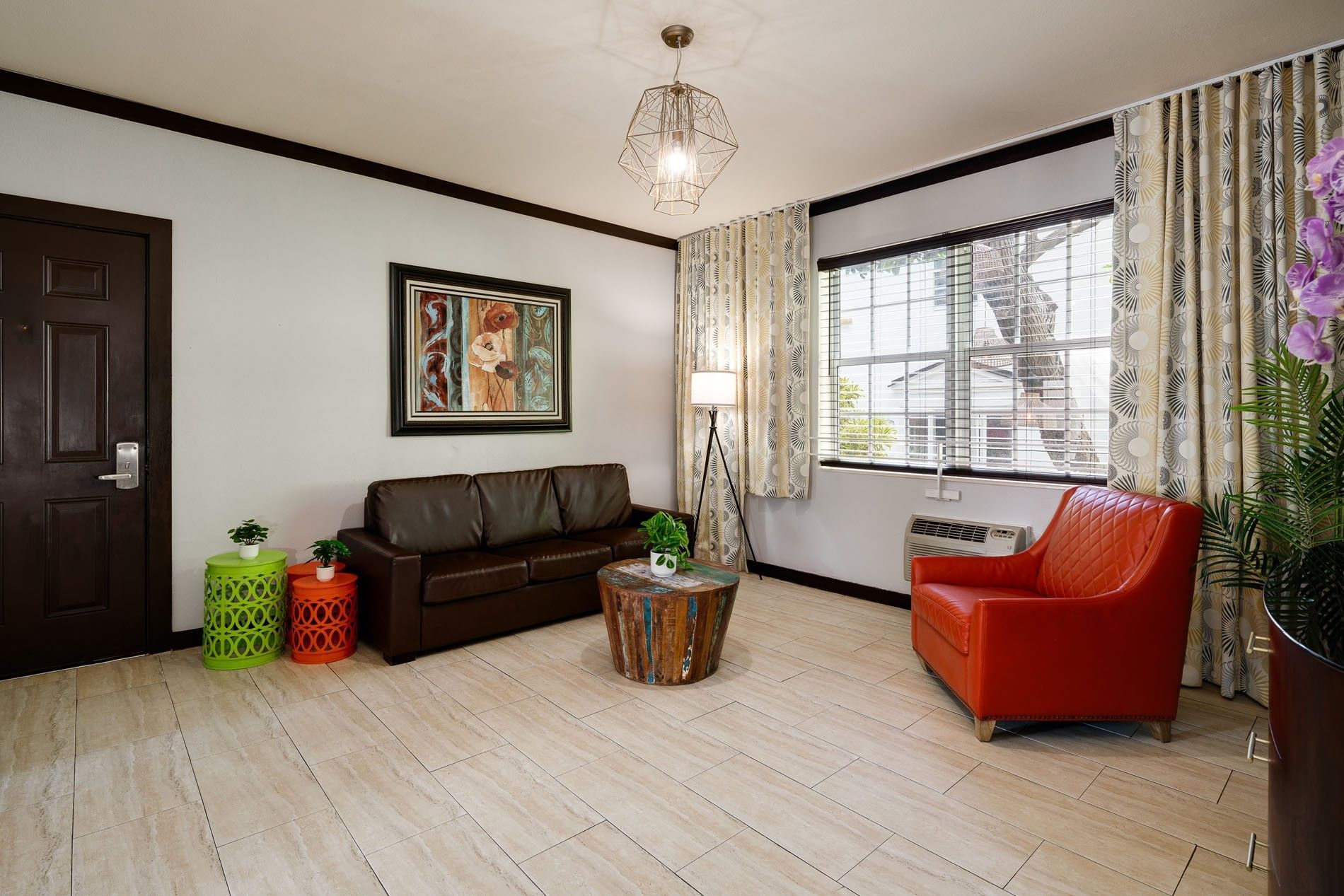 Tradewinds Apartment Hotel — photo 31 of 60